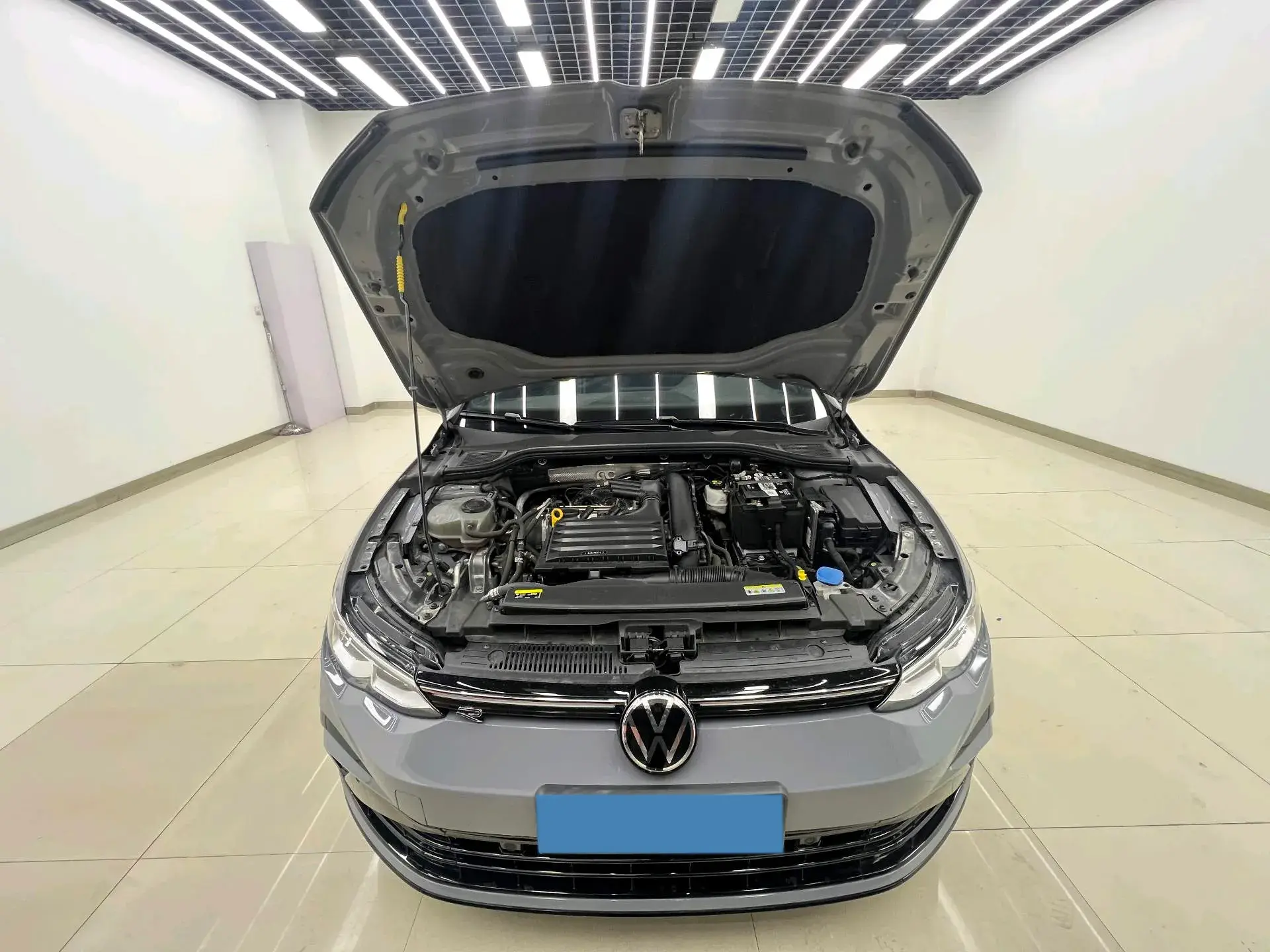 2021 VOLKSWAGEN GOLF thumbnail 2