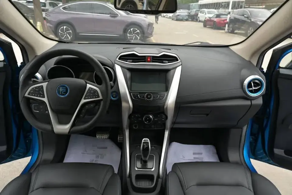 2018 BYD YUAN thumbnail 4