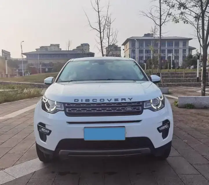 2019 LAND ROVER thumbnail 3