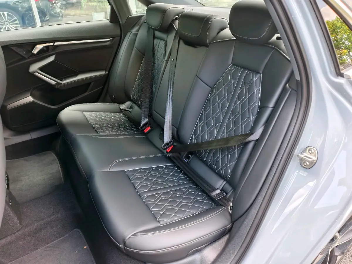 2025 Audi A3 1.5T 160HP L4 7DCT,autocango,china used car exporter,china ev exporter,chinese used car exporter,chinese used ev exporter