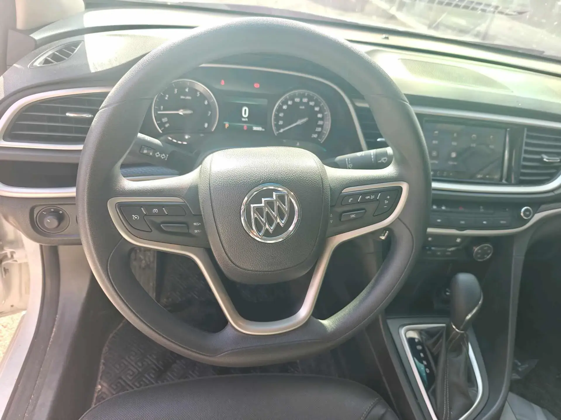 2021 BUICK EXCELLE thumbnail 3