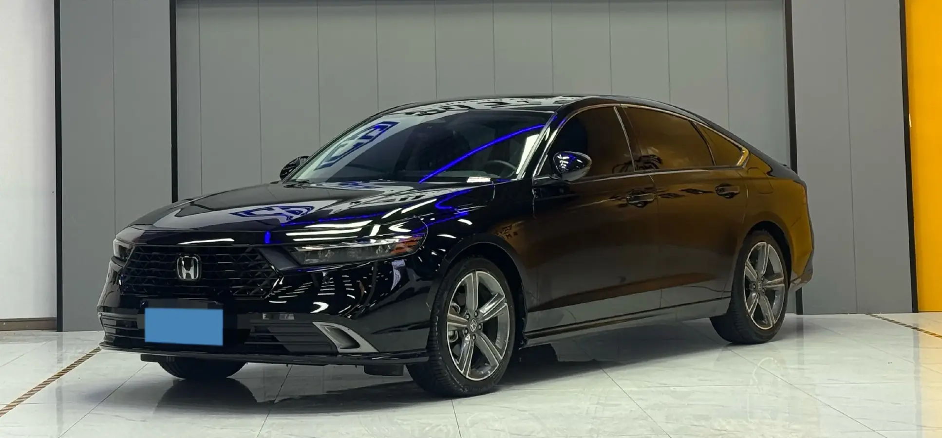 2025 Honda Accord 1.5T 192HP L4 CVT