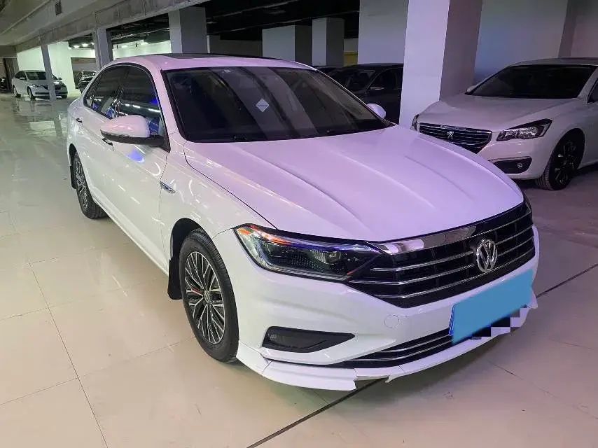 2020 VOLKSWAGEN SAGITAR thumbnail 2