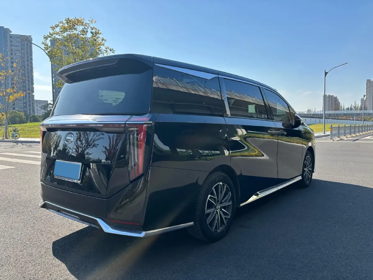 2024 GAC Trumpchi M8 2.0T 252HP L4 8AT,autocango,china used car exporter,china ev exporter,chinese used car exporter,chinese used ev exporter