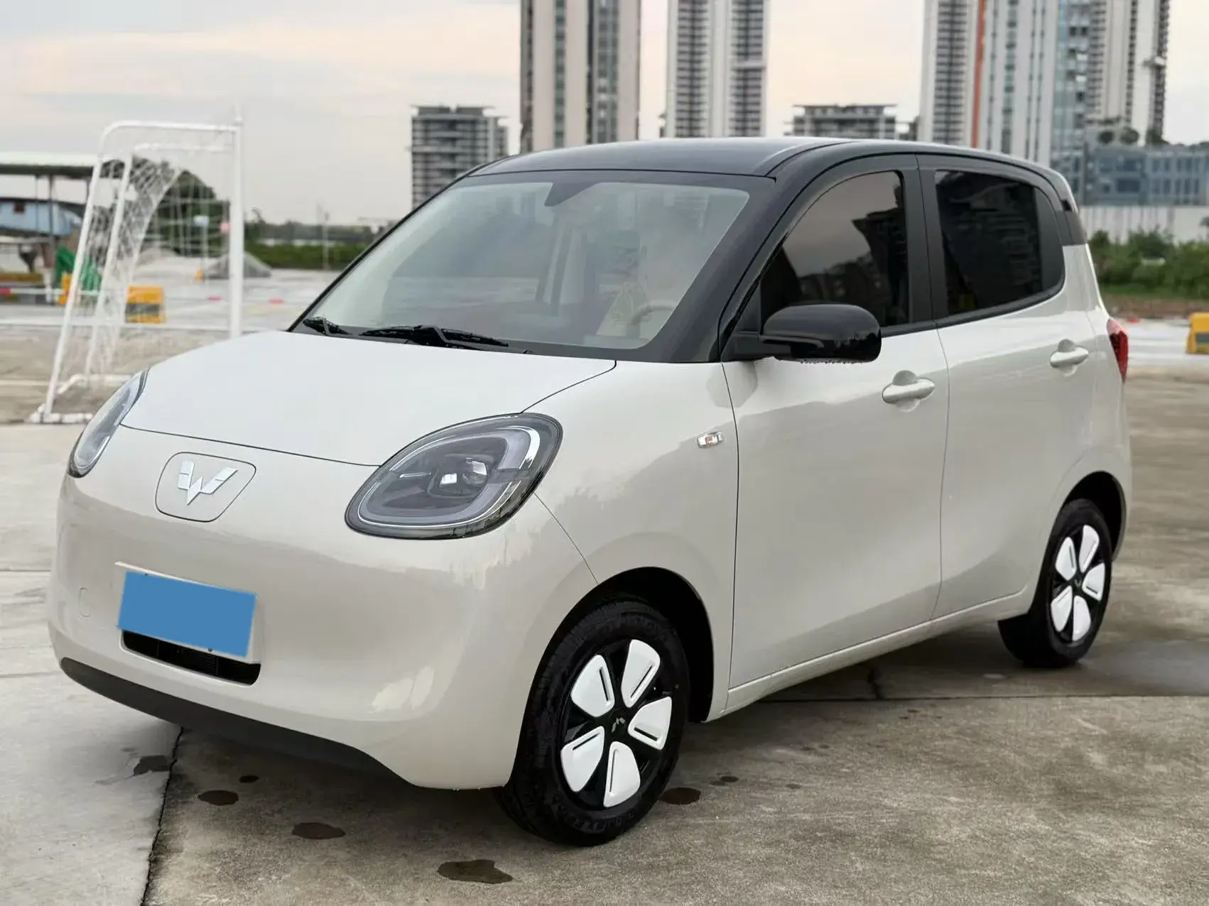 2025 WULING HONGGUANG view 1