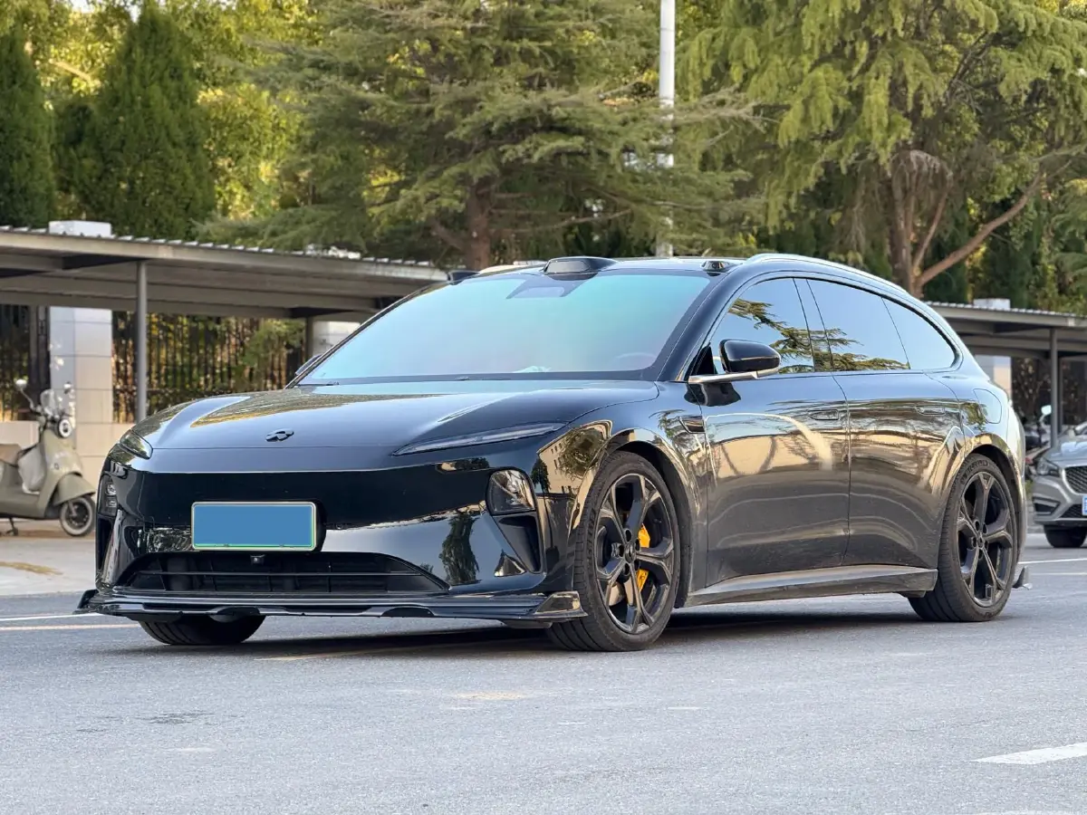 2024 NIO ET5T BEV 75KWH