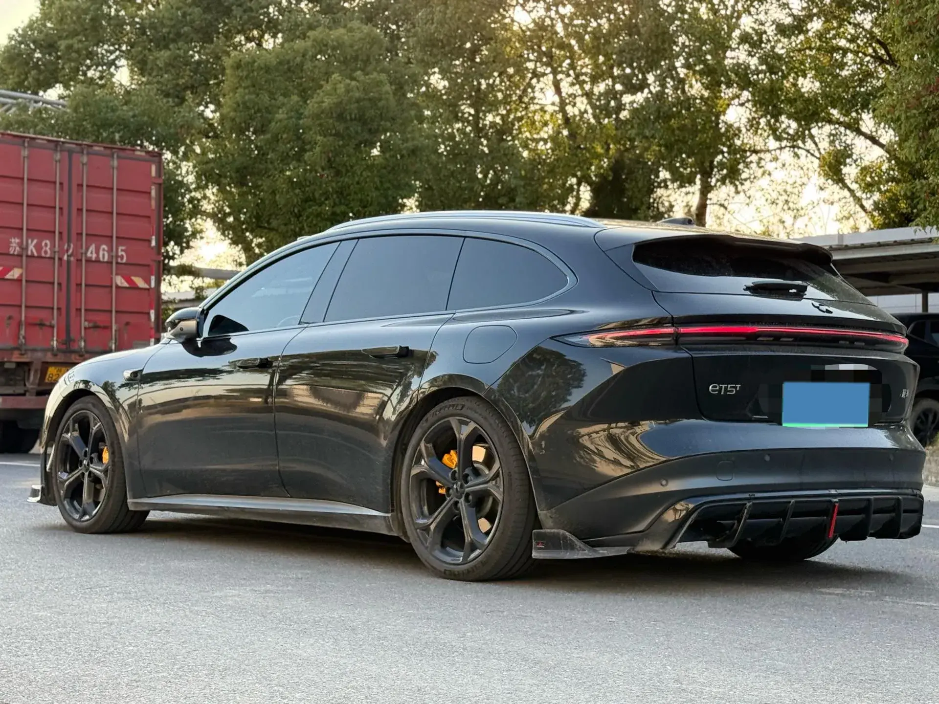 2024 NIO ET5T thumbnail 3