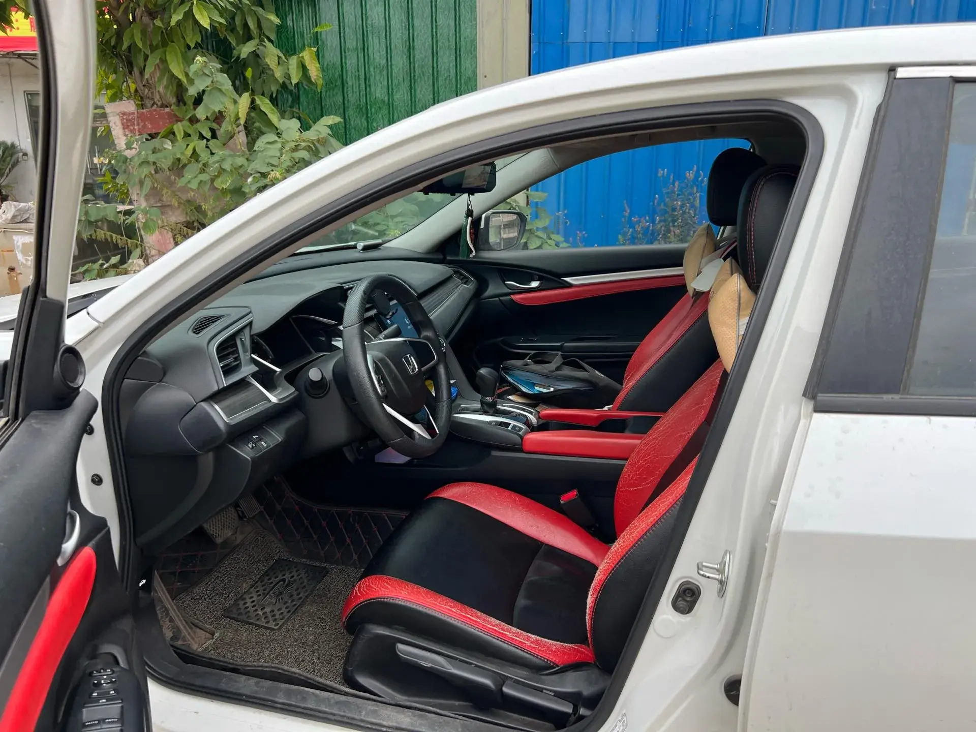 2019 HONDA CIVIC thumbnail 2