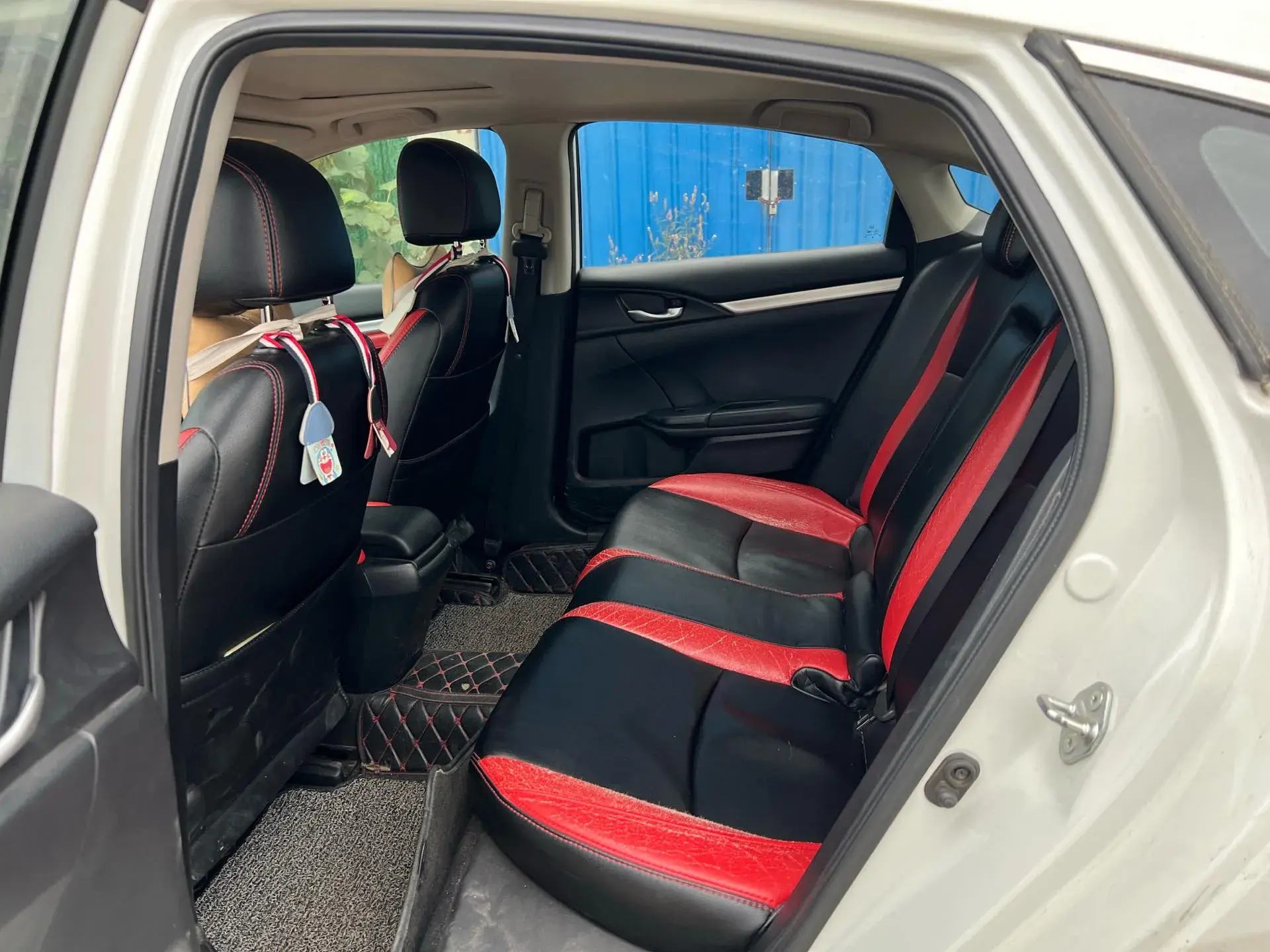 2019 HONDA CIVIC thumbnail 4