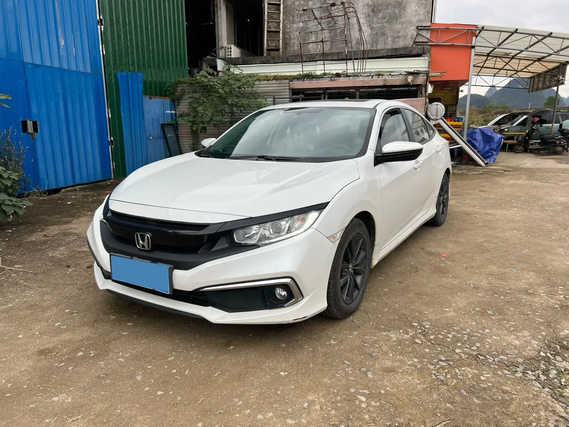 2019 HONDA CIVIC view 1