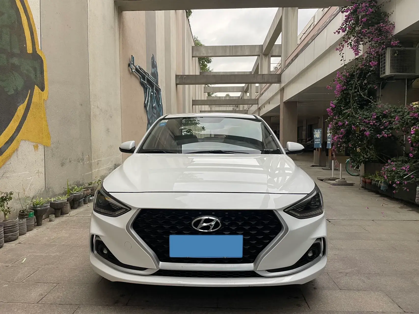 2017 HYUNDAI CELESTA thumbnail 2