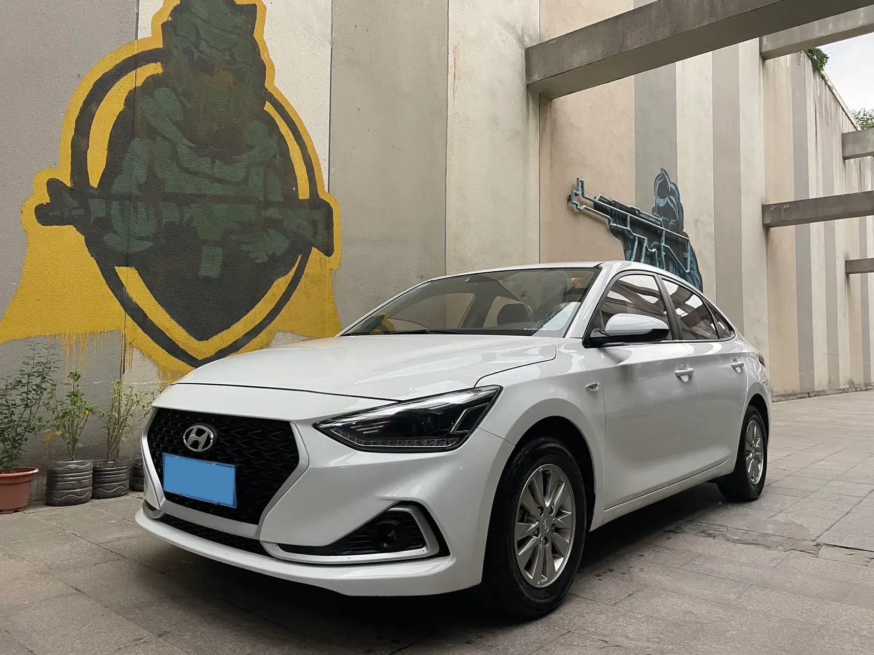 2017 HYUNDAI CELESTA view 1