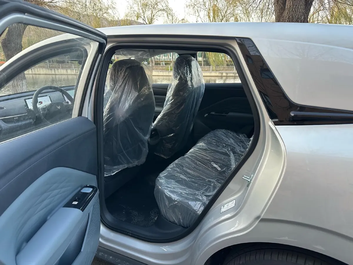 2025 ARCFOX T1 BEV,autocango,china used car exporter,china ev exporter,chinese used car exporter,chinese used ev exporter