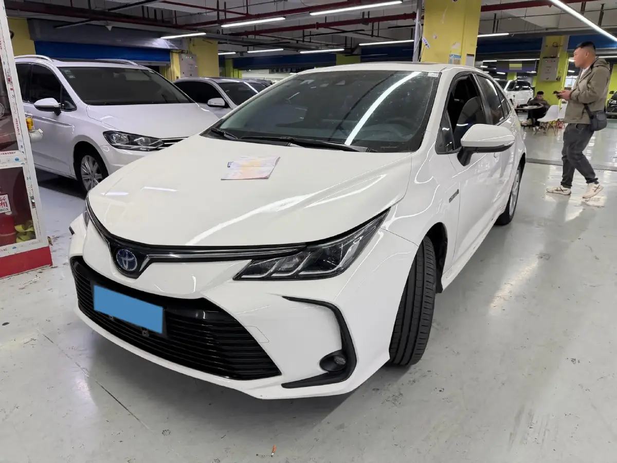 2022 Toyota Corolla 1.8L 98HP L4 E-CVT Hybrid