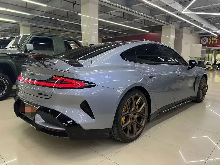 2025 MI SU7 thumbnail 4