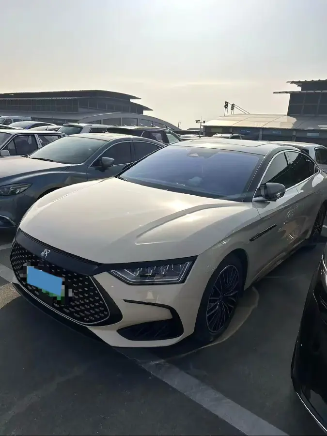 2022 BYD Han 1.5T 139HP L4 E-CVT PHEV 18.3KWH