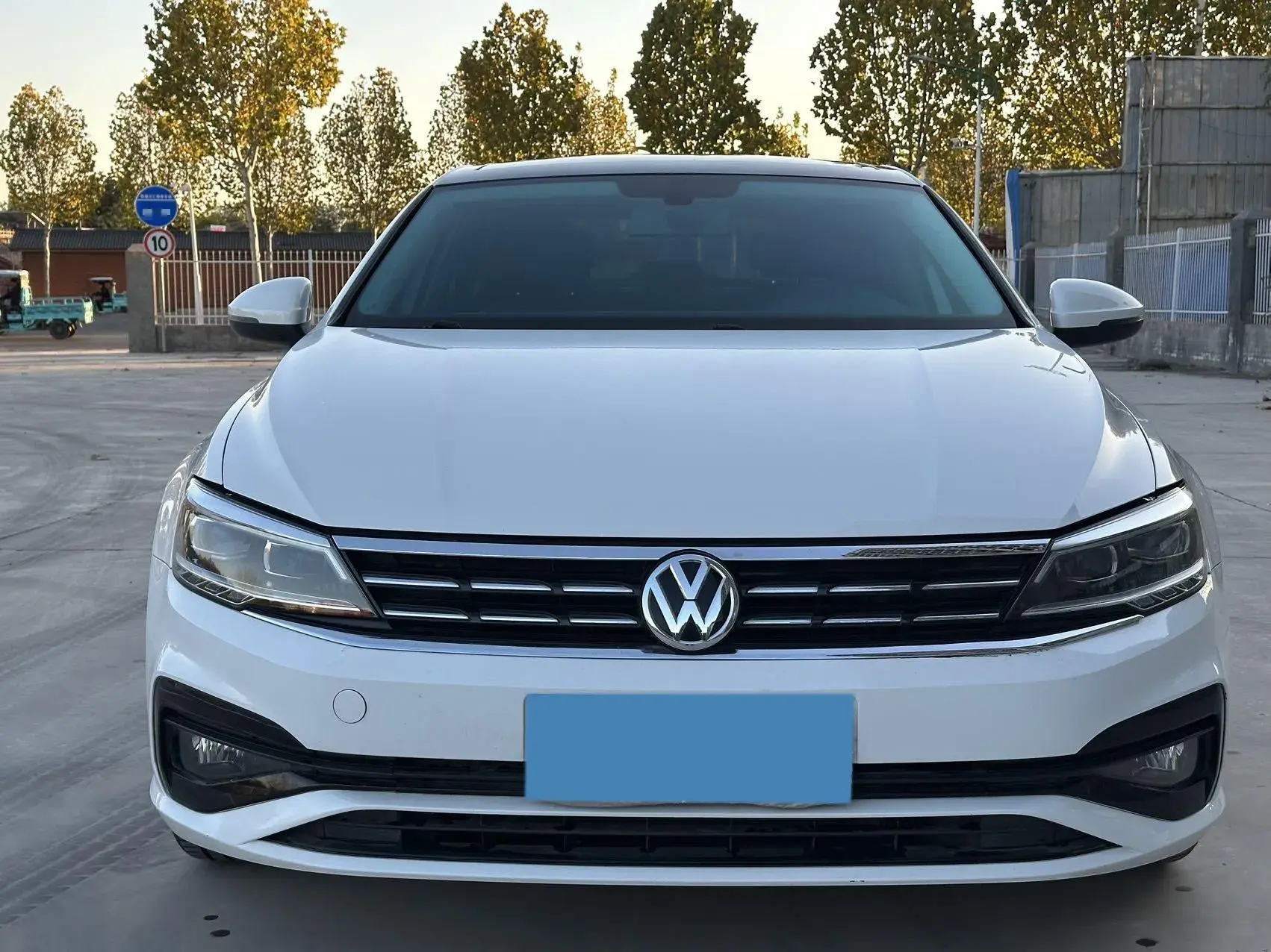 2019 VOLKSWAGEN LAMANDO thumbnail 2