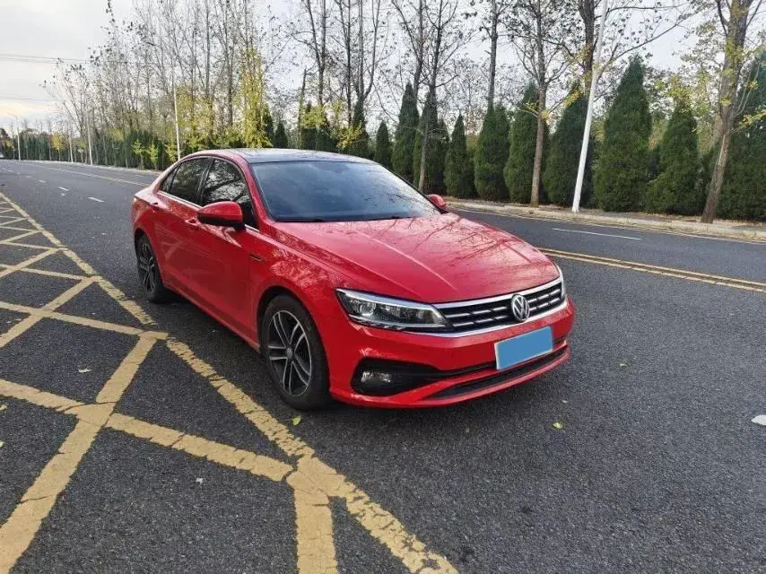 2021 VOLKSWAGEN LAMANDO thumbnail 3