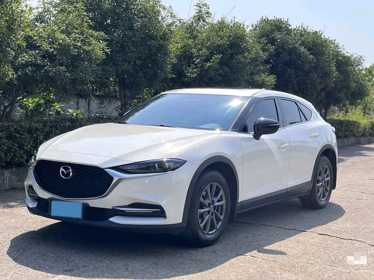 2021 MAZDA CX-4 view 1
