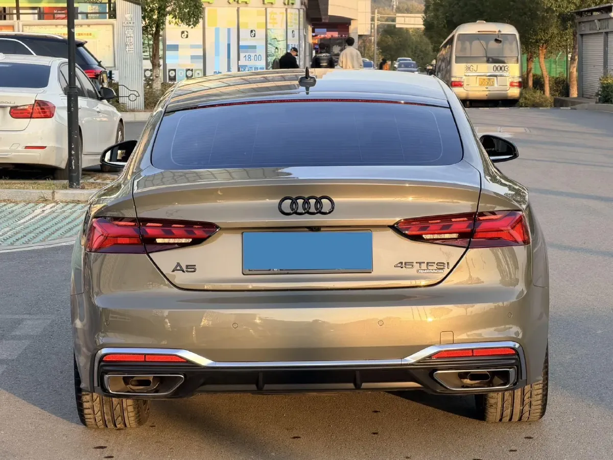 2023 Audi A5 2.0T 204HP L4 7DCT,autocango,china used car exporter,china ev exporter,chinese used car exporter,chinese used ev exporter