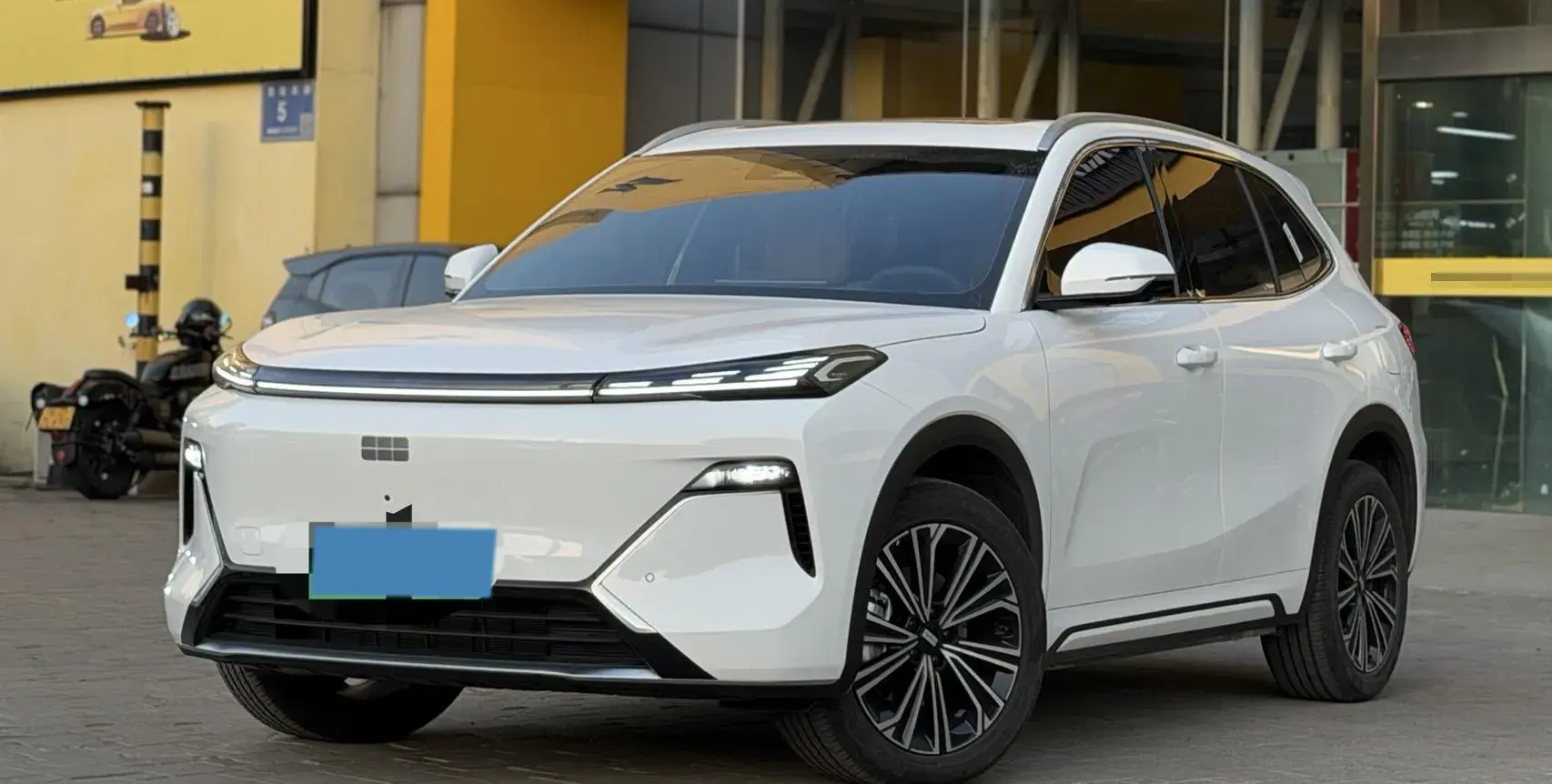 2025 Geely Galaxy Starship 7 1.5L 112HP L4 1DHT PHEV 19.09KWH