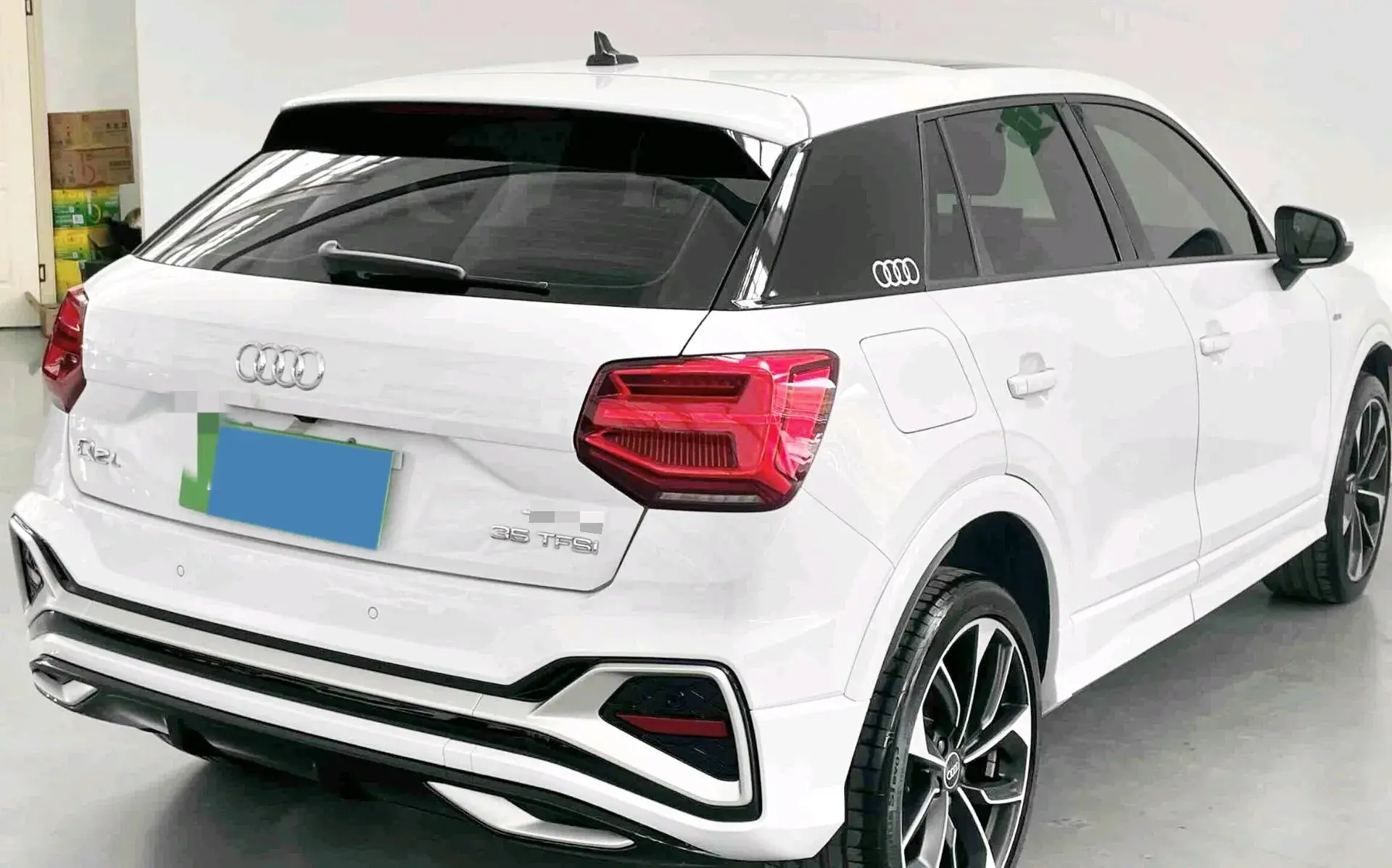 2022 AUDI Q2L thumbnail 2