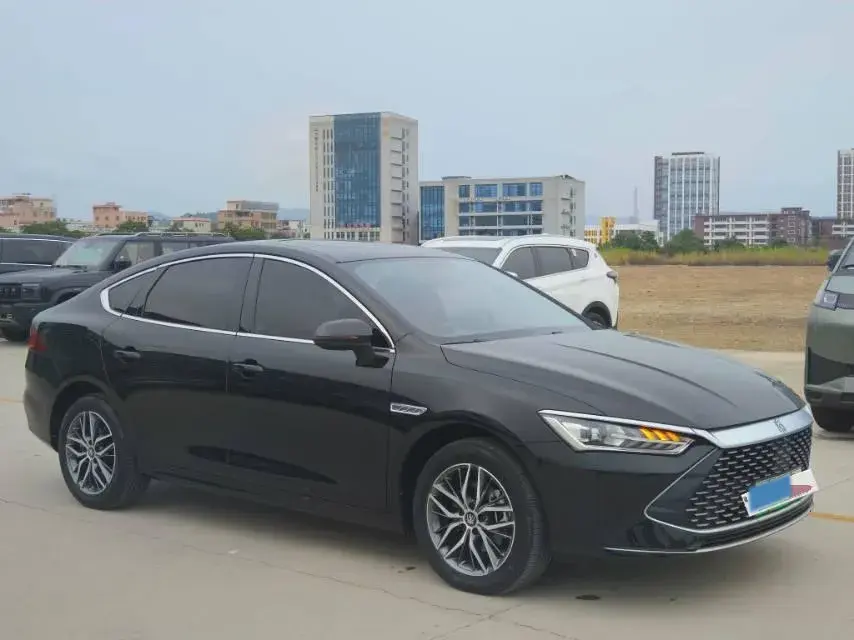 2021 BYD QIN thumbnail 3