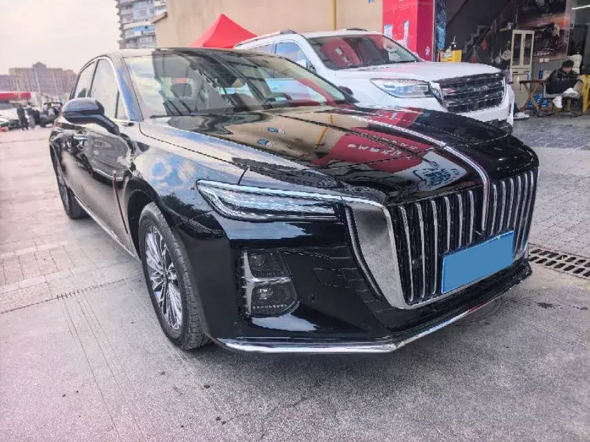 2024 HONGQI H5 thumbnail 3