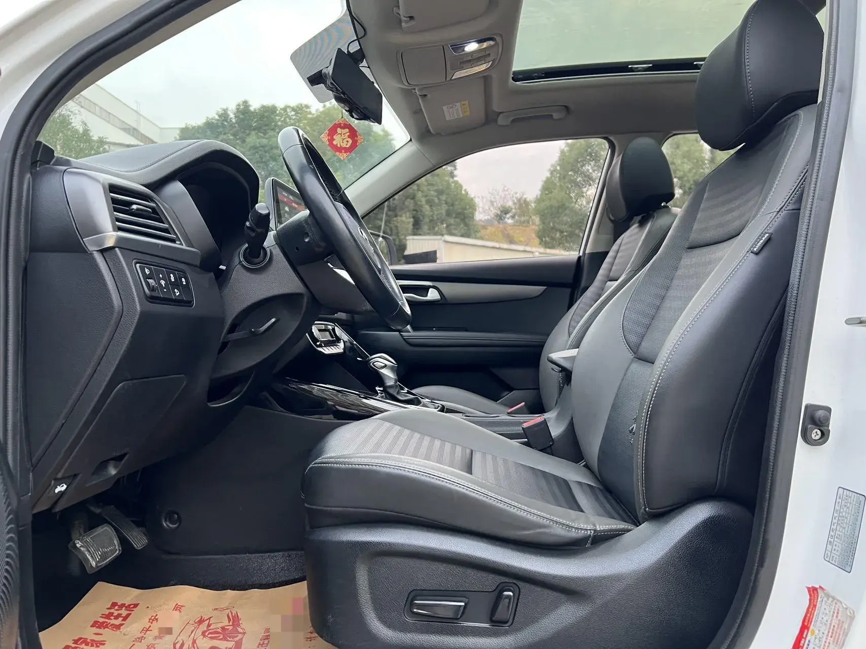 2018 KIA SPORTAGE thumbnail 4