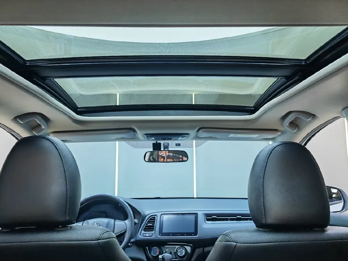 2022 Honda Vezel 1.5L 131HP L4 CVT,autocango,china used car exporter,china ev exporter,chinese used car exporter,chinese used ev exporter