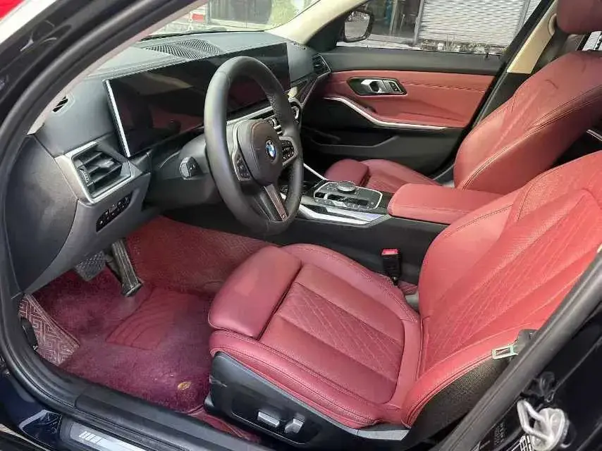 2023 BMW 3 thumbnail 3