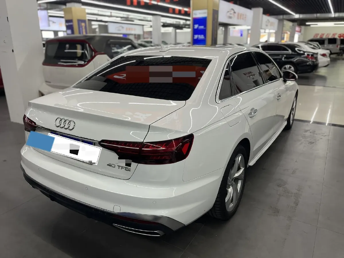 2020 Audi A4L 2.0T 150HP L4 7DCT,autocango,china used car exporter,china ev exporter,chinese used car exporter,chinese used ev exporter