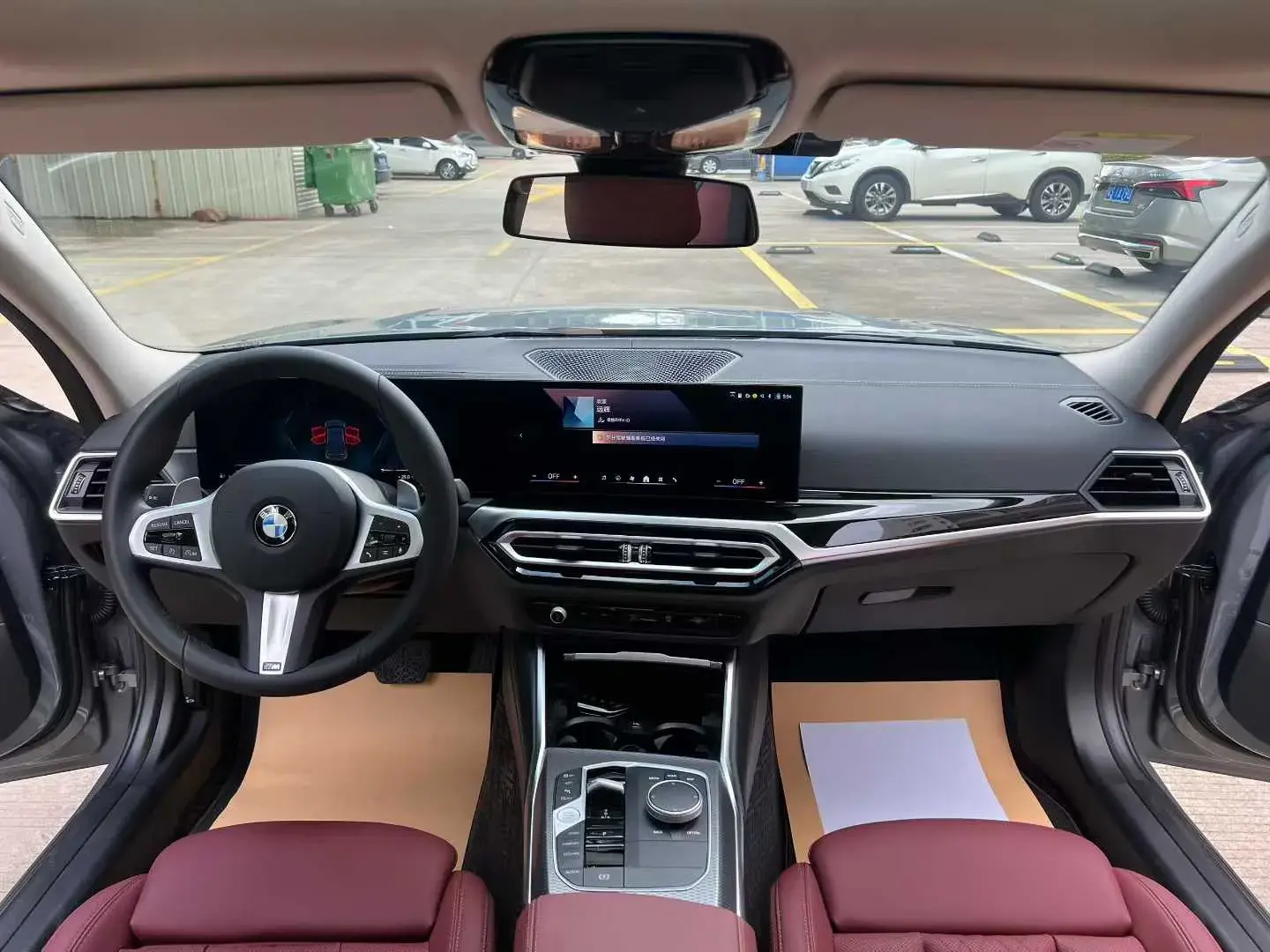 2024 BMW 3 thumbnail 4