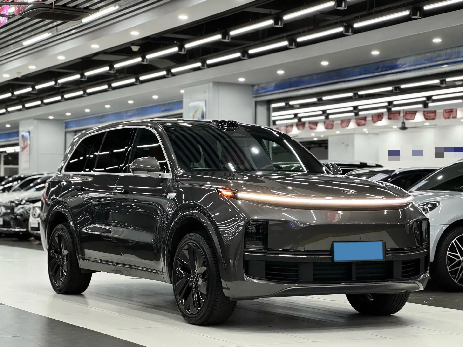 2022 LI L9 thumbnail 3