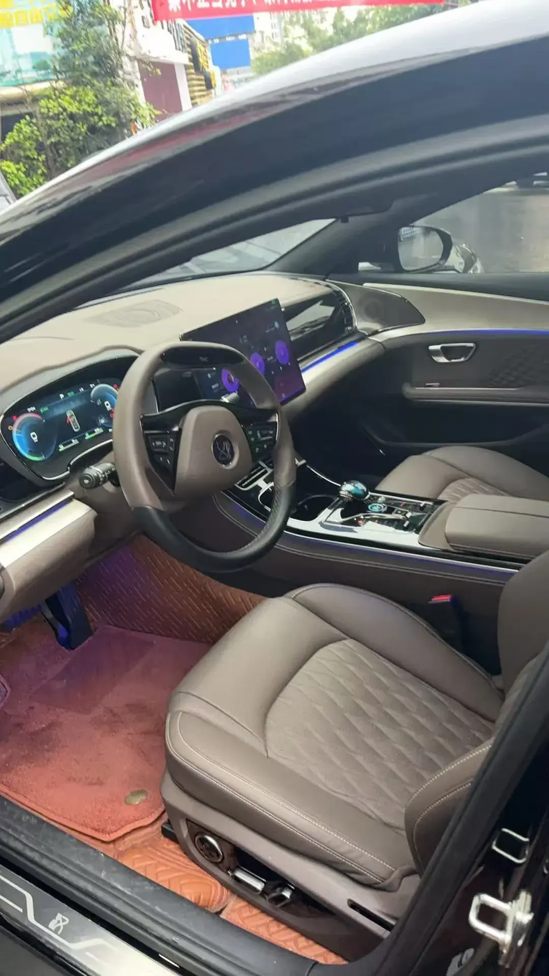 2023 BYD HAN thumbnail 4