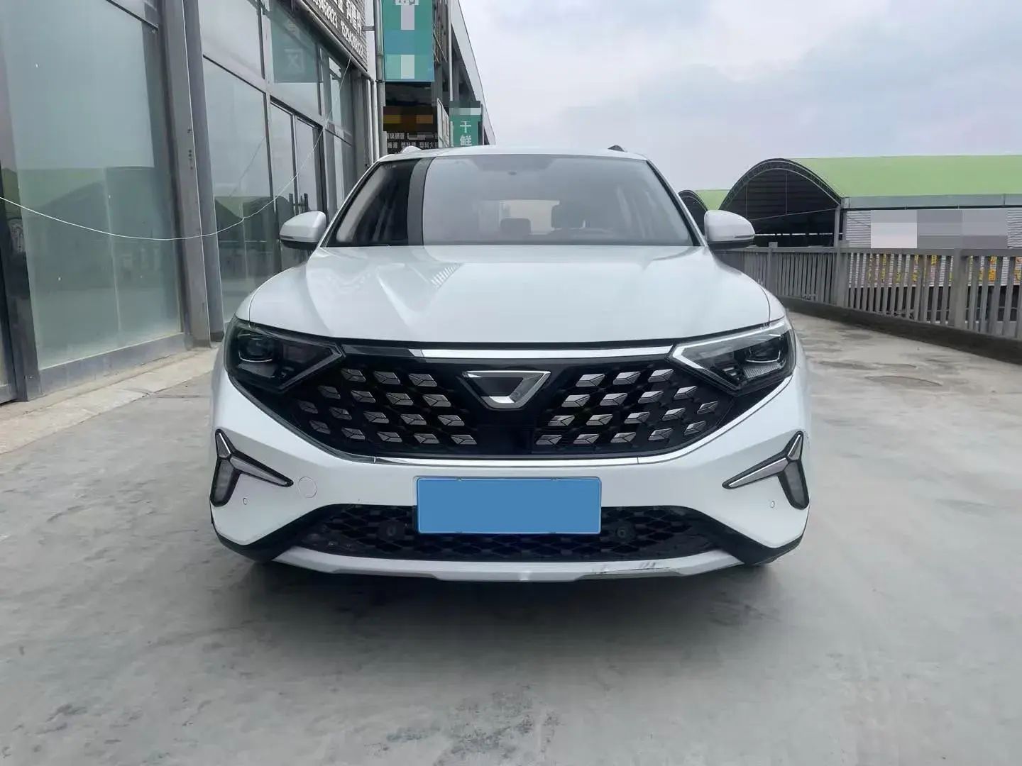 2023 JETTA VS7 thumbnail 2