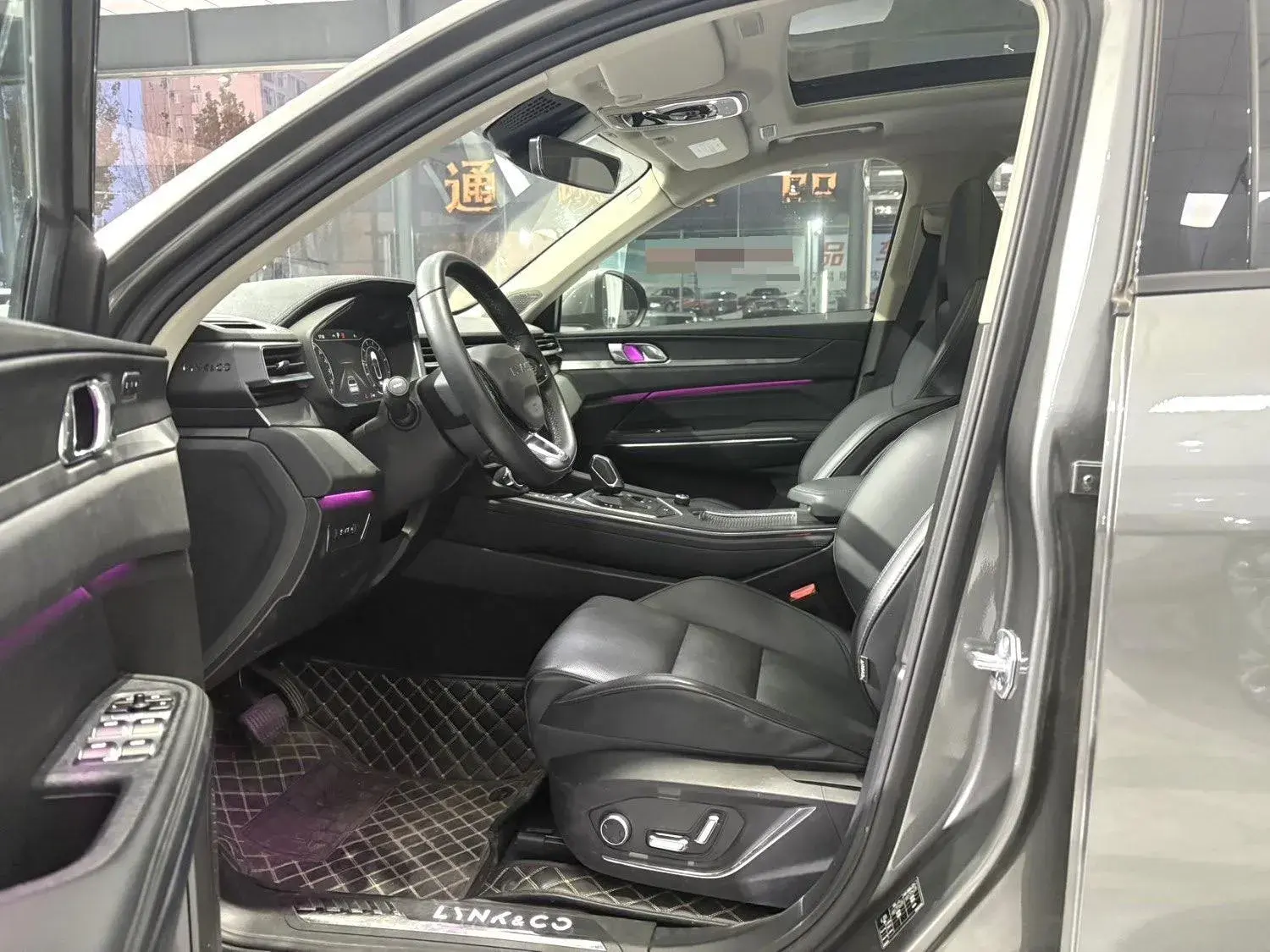 2021 LYNK&CO 01 thumbnail 4