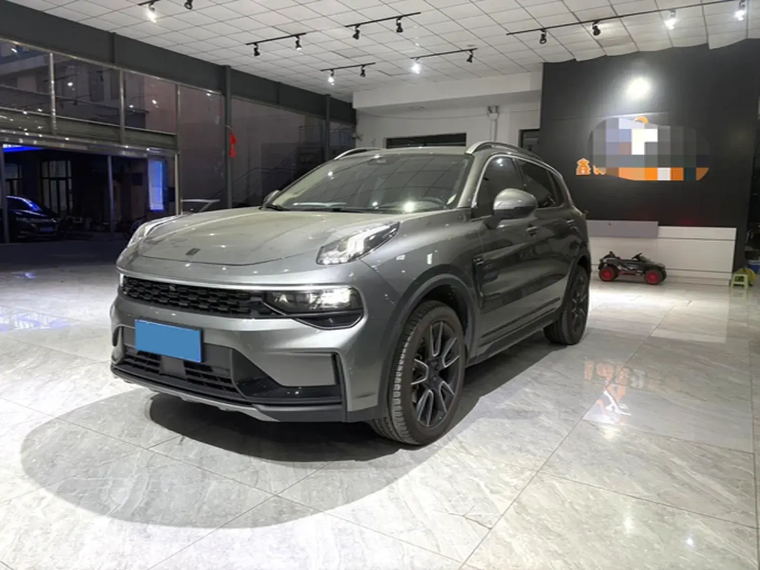 2021 LYNK&CO 01 view 1