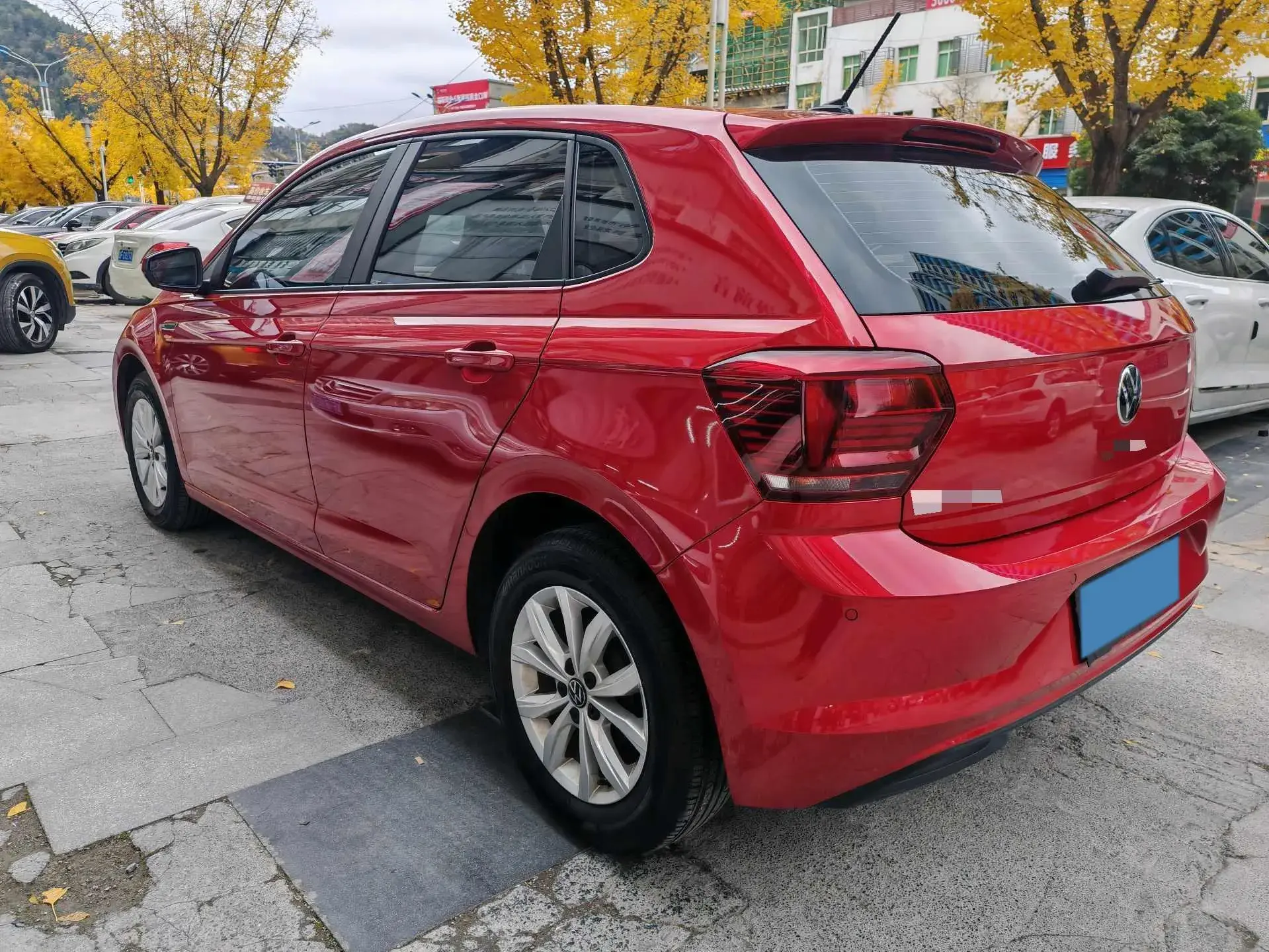 2023 VOLKSWAGEN POLO thumbnail 4