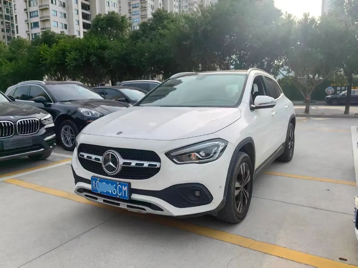 2020 Mercedes-Benz GLA Class 1.3T 163HP L4 7DCT,autocango,china used car exporter,china ev exporter,chinese used car exporter,chinese used ev exporter