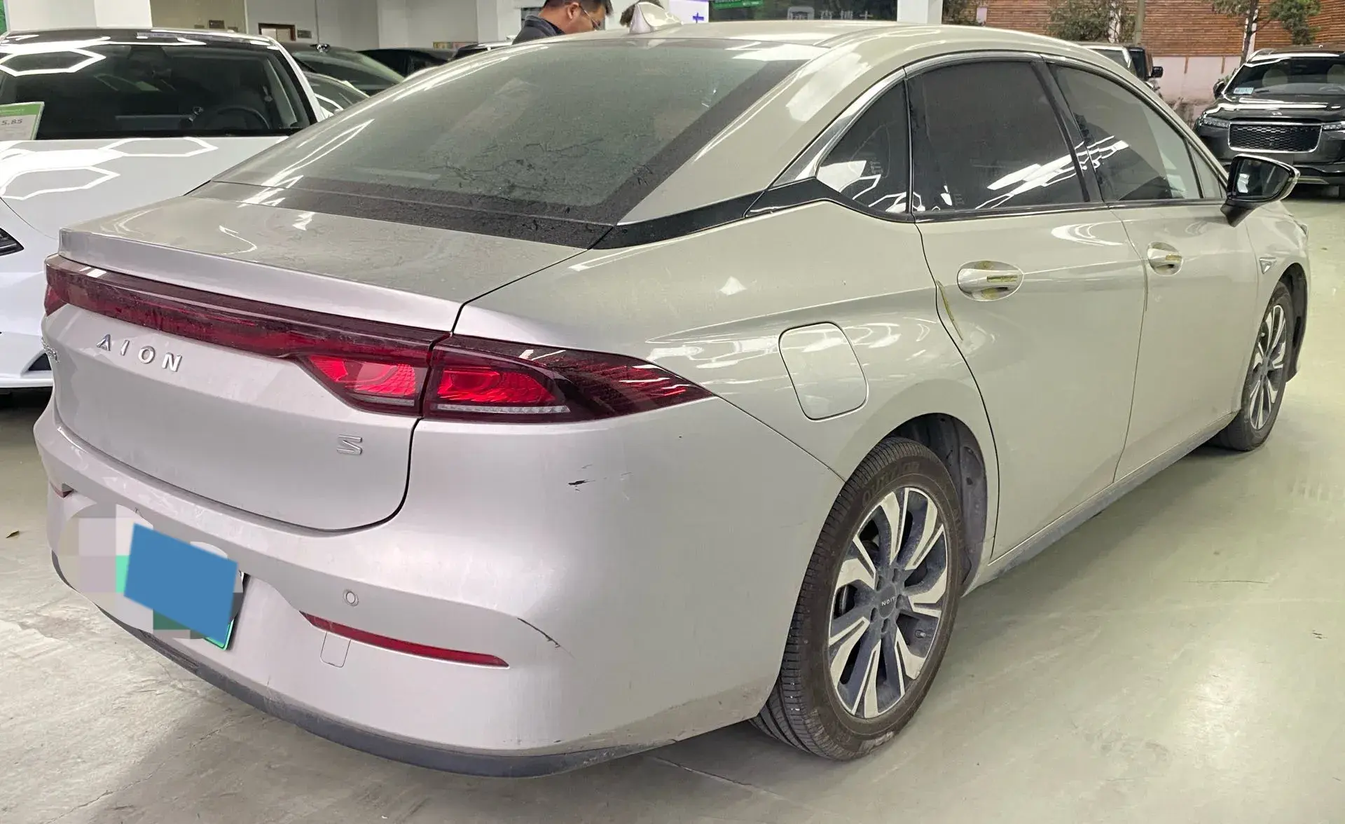 2020 AION S thumbnail 3