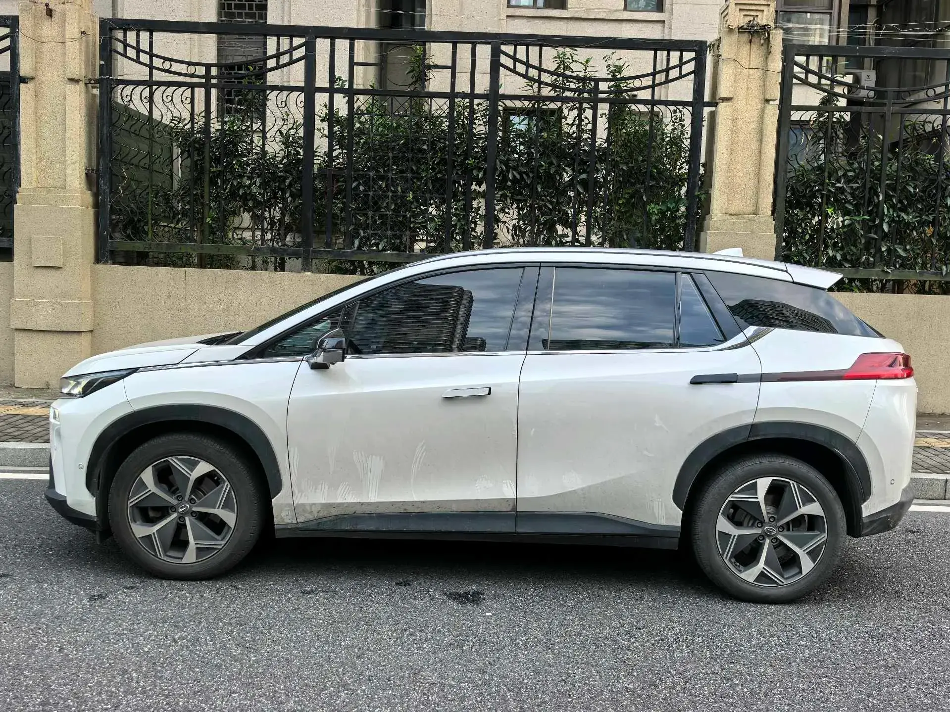 2021 AION V thumbnail 4