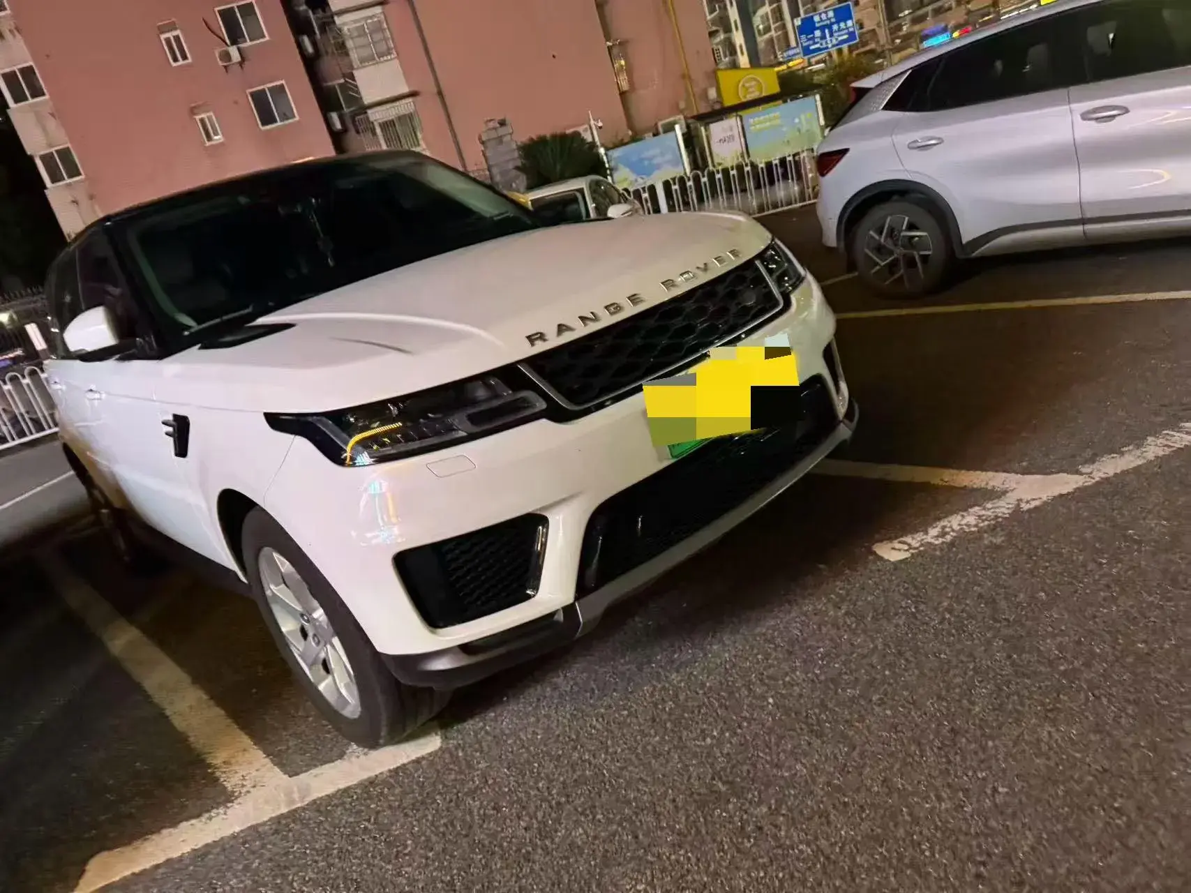 2021 LAND ROVER thumbnail 2