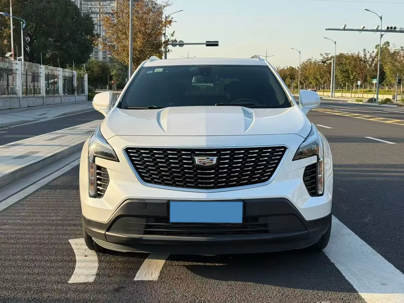 2021 CADILLAC XT4 thumbnail 2