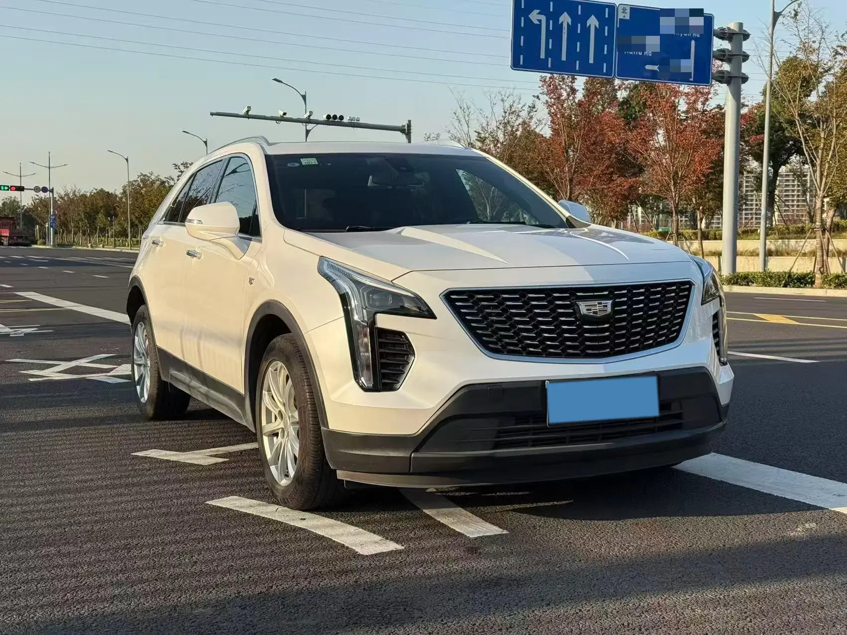 2021 CADILLAC XT4 thumbnail 3