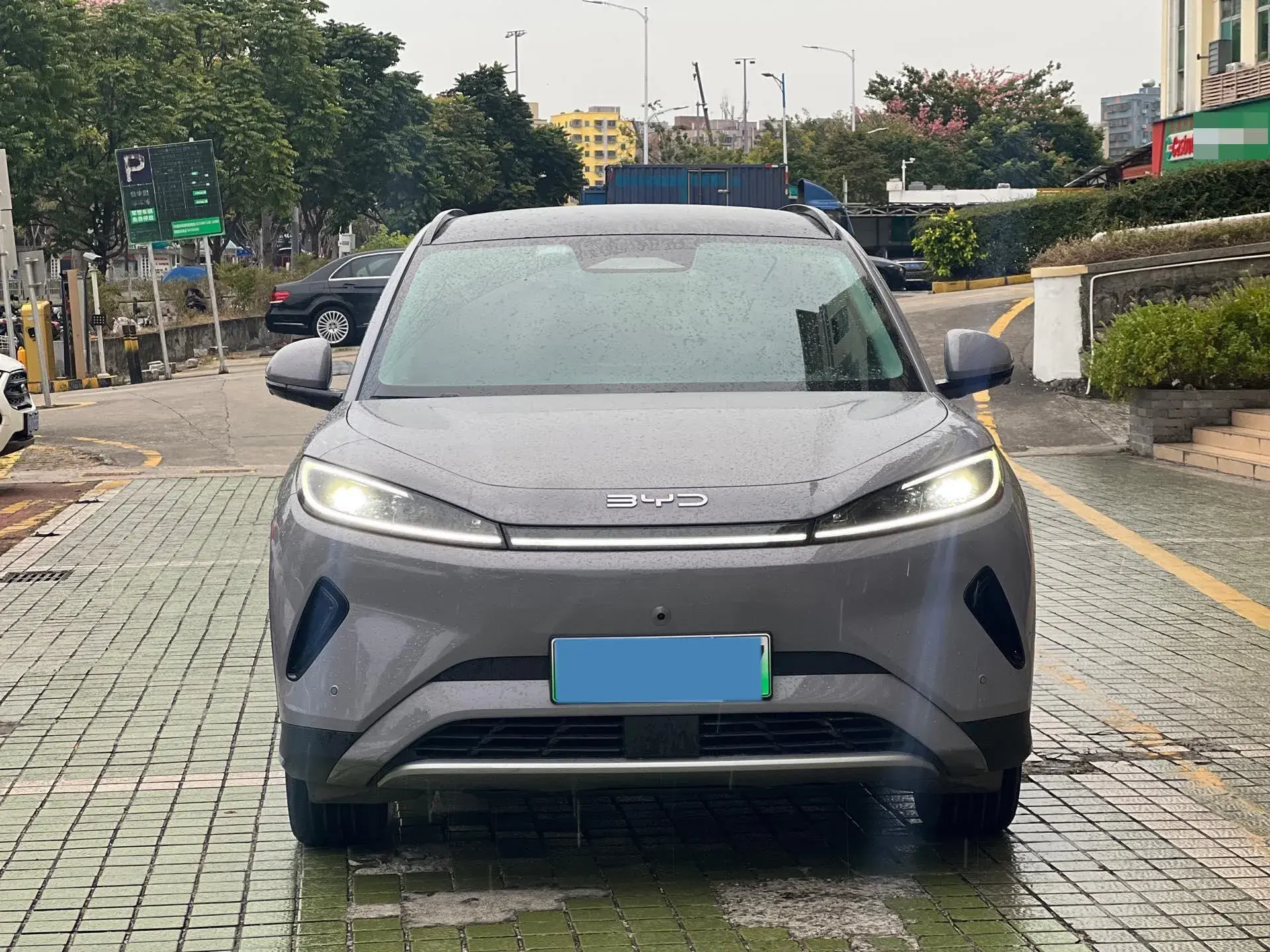 2025 BYD SEA thumbnail 2