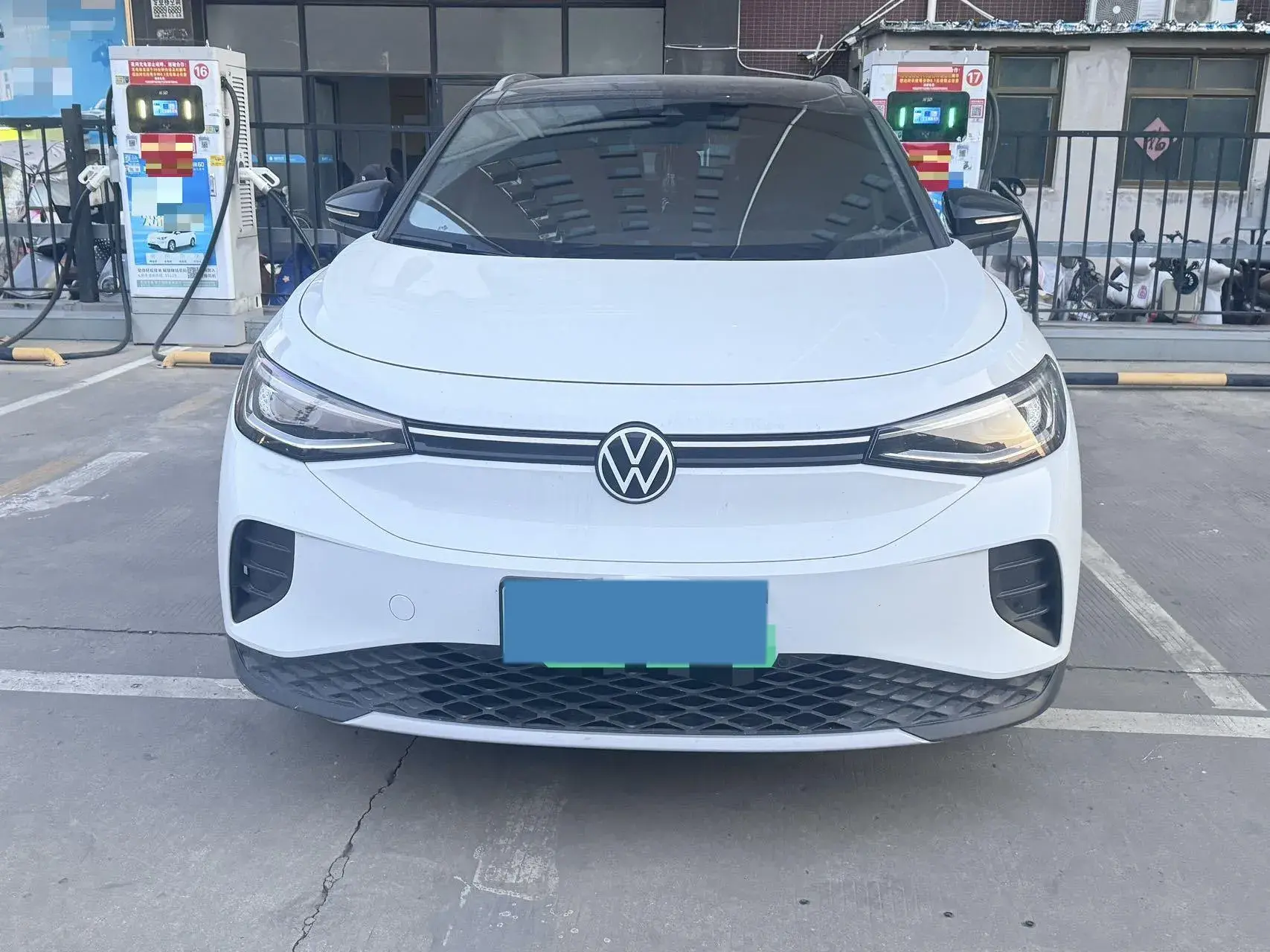 2025 VOLKSWAGEN ID.4 thumbnail 2