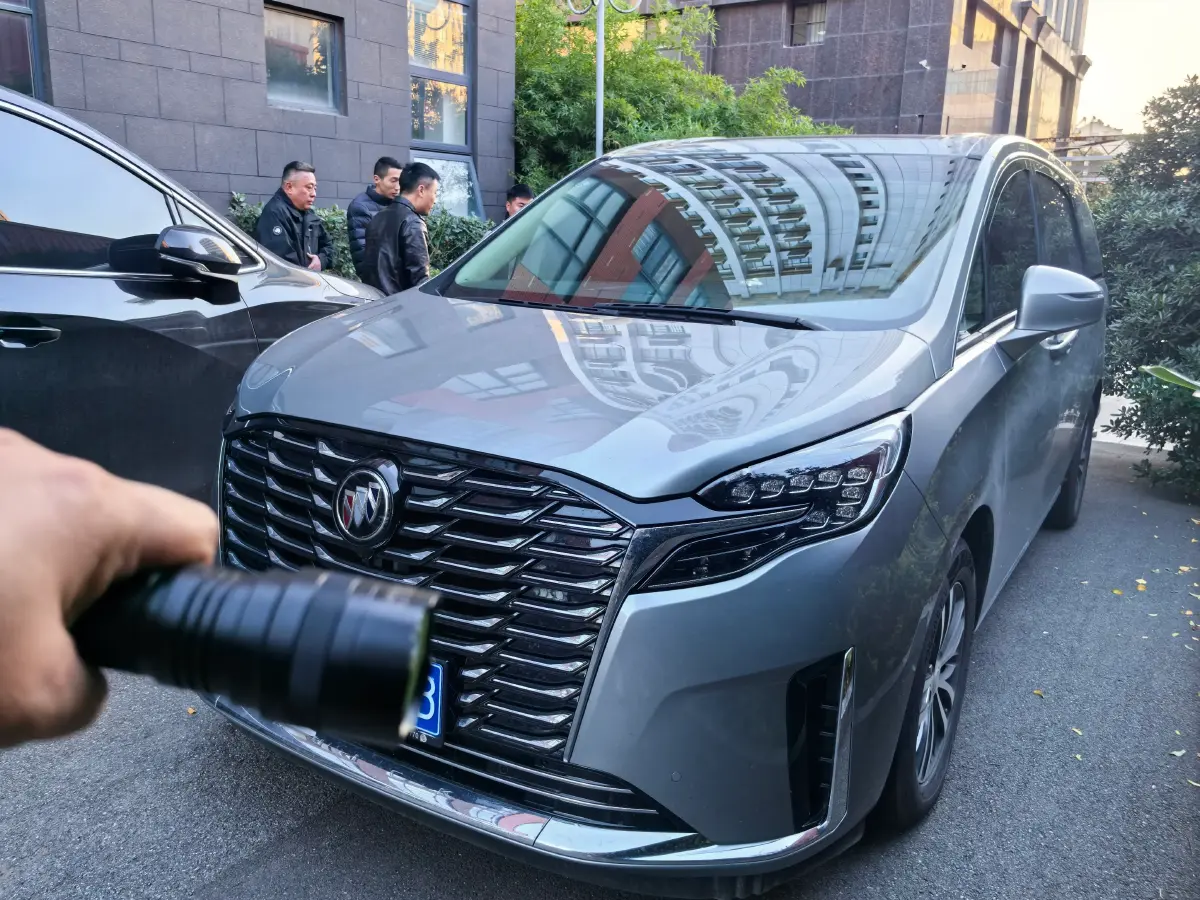 2023 Buick GL8 2.0T 237HP L4 9AT