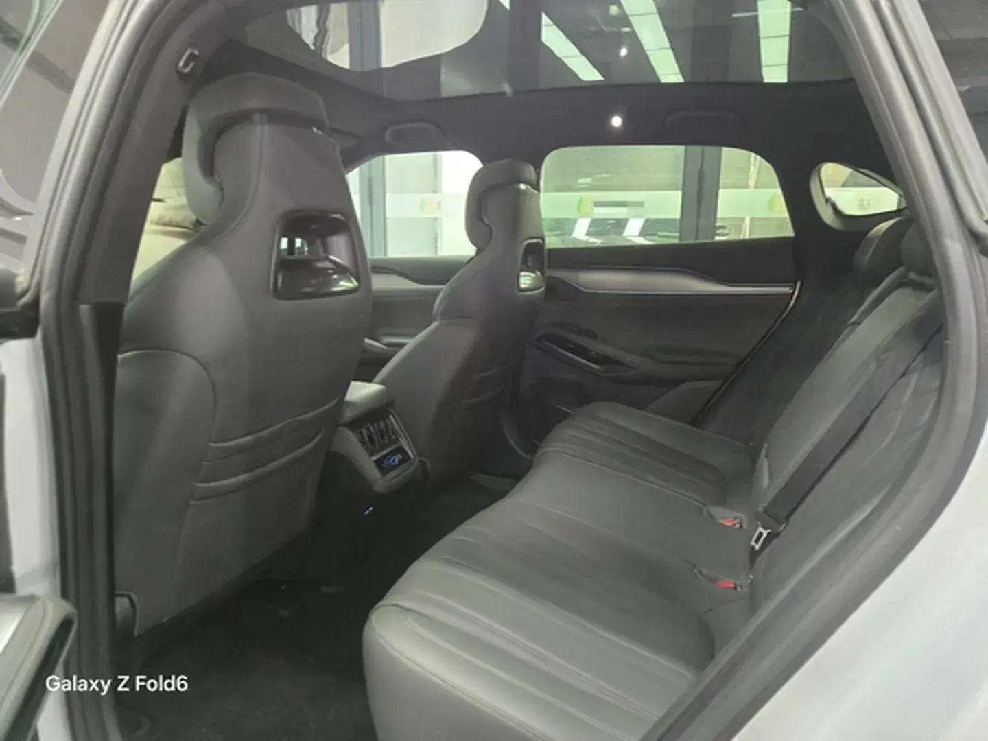 2025 BYD SONGL thumbnail 4