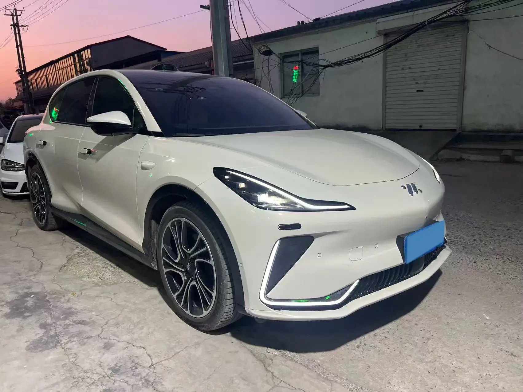 2025 IM LS7 thumbnail 3